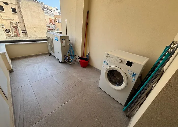 Mordern 2bd Perfect For Family Or Group * Larnaca