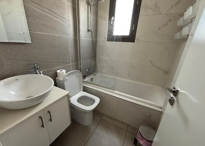 Mordern 2bd Perfect For Family Or Group * Larnaca